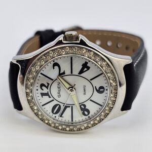 Gruen Women's‎ Watch 36MM White Dial New Black White Leather Bands New Battery